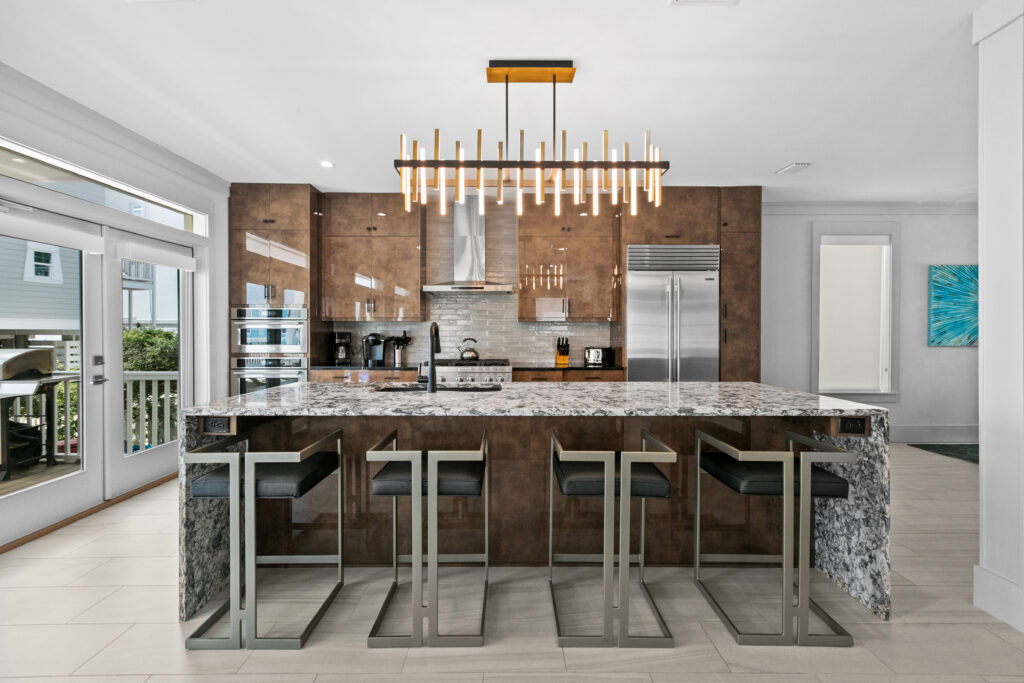 modern beach home kitchen by idmi
